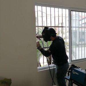 Meet your Posher, Rowin